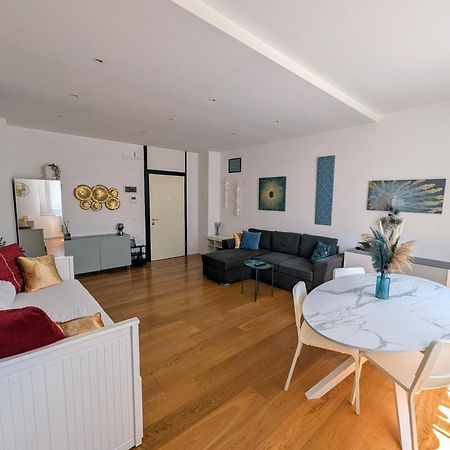 Convenient Family Apt With Private Parking Mestre Ngoại thất bức ảnh