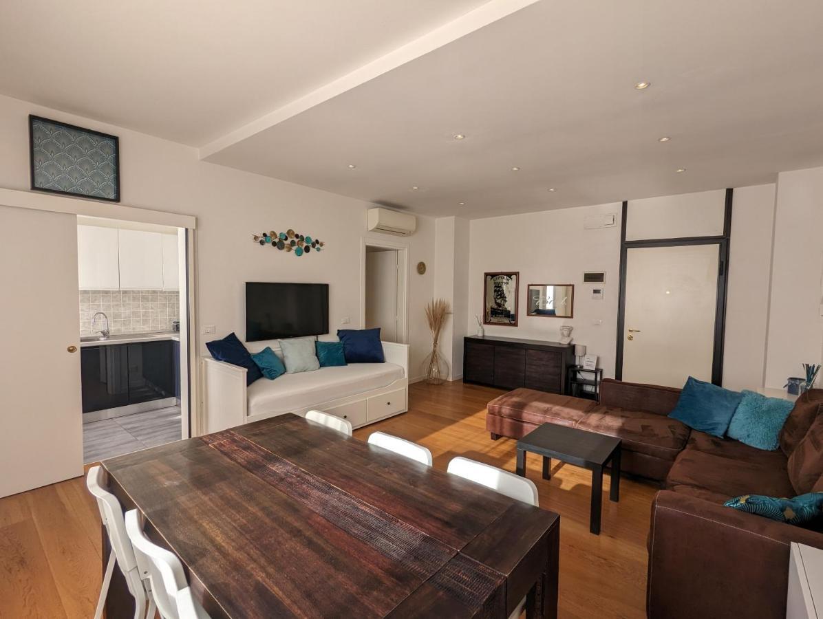 Convenient Family Apt With Private Parking Mestre Ngoại thất bức ảnh