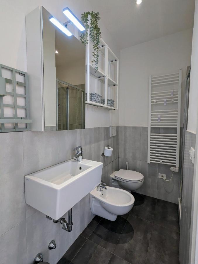 Convenient Family Apt With Private Parking Mestre Ngoại thất bức ảnh